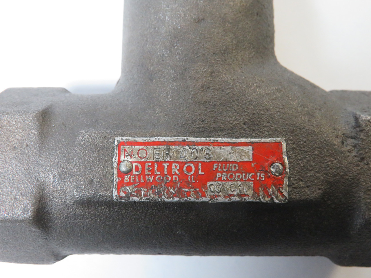 Deltrol EF40S Flow Control Valve 1" NPT 5000 psi USED