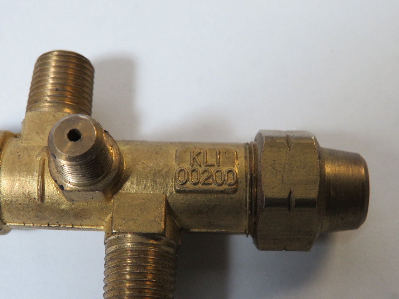 Mr. Heater 27285 Thermocouple Valve for Propane Heater 1/4" 1/8" NPT 25 psi USED