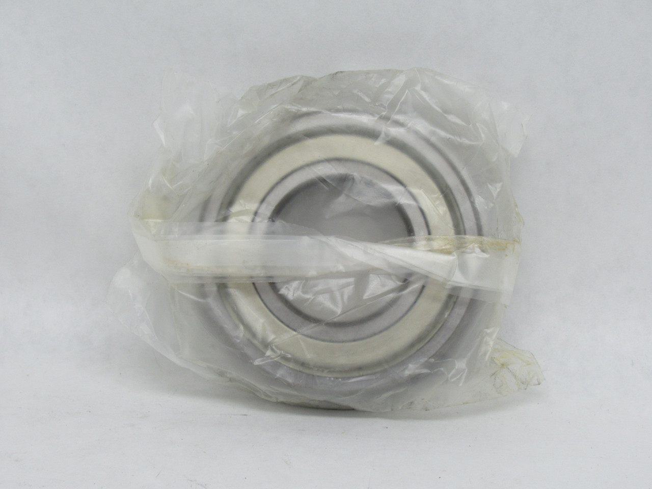 NSK 6207ZZNR Deep Groove Ball Bearing w/ Snap Ring 72mm OD 35mm ID DMG BOX NEW