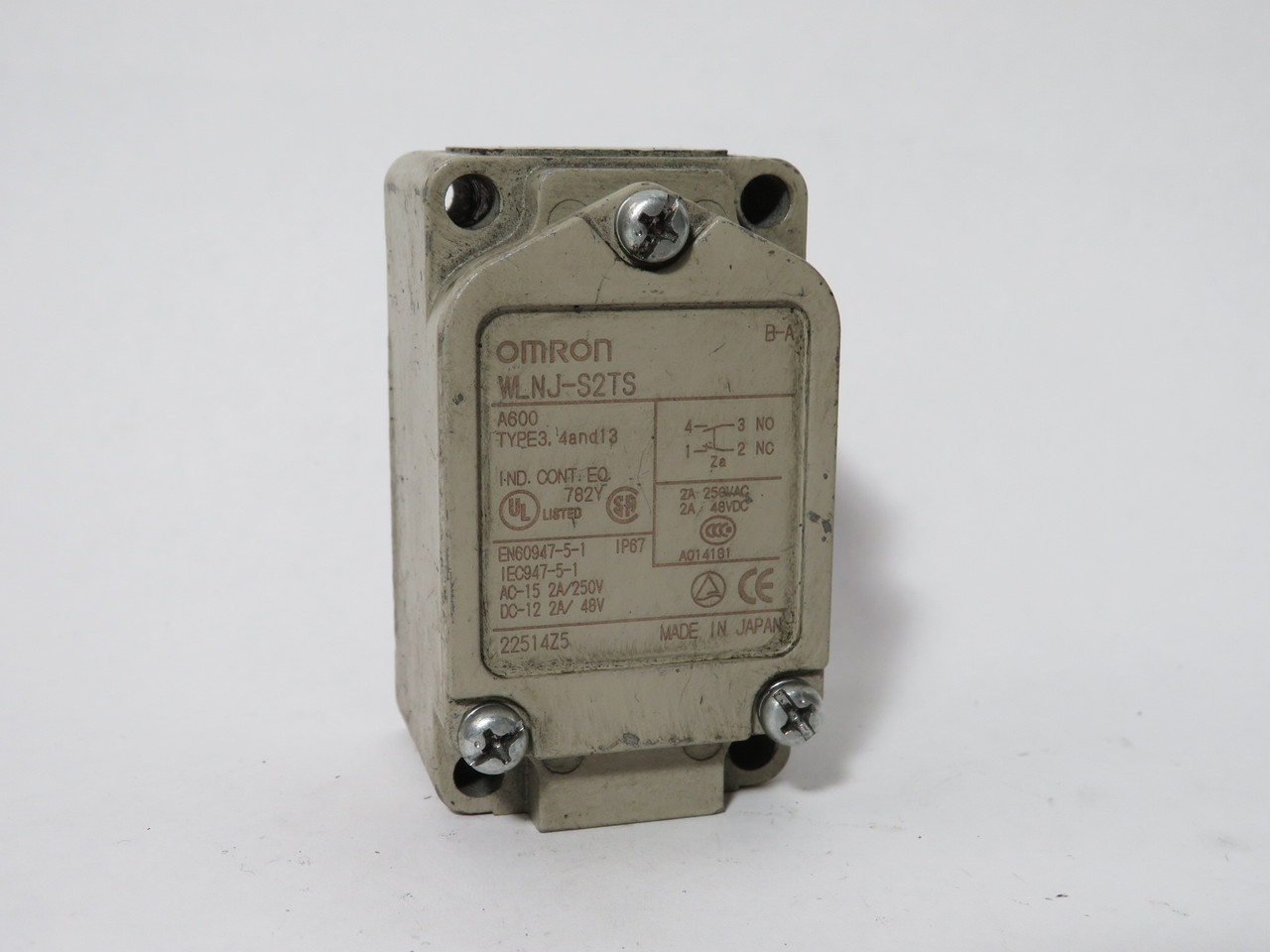Omron WLNJ-S2TS Limit Switch Body 250VAC 48VDC 2A NO HEAD USED