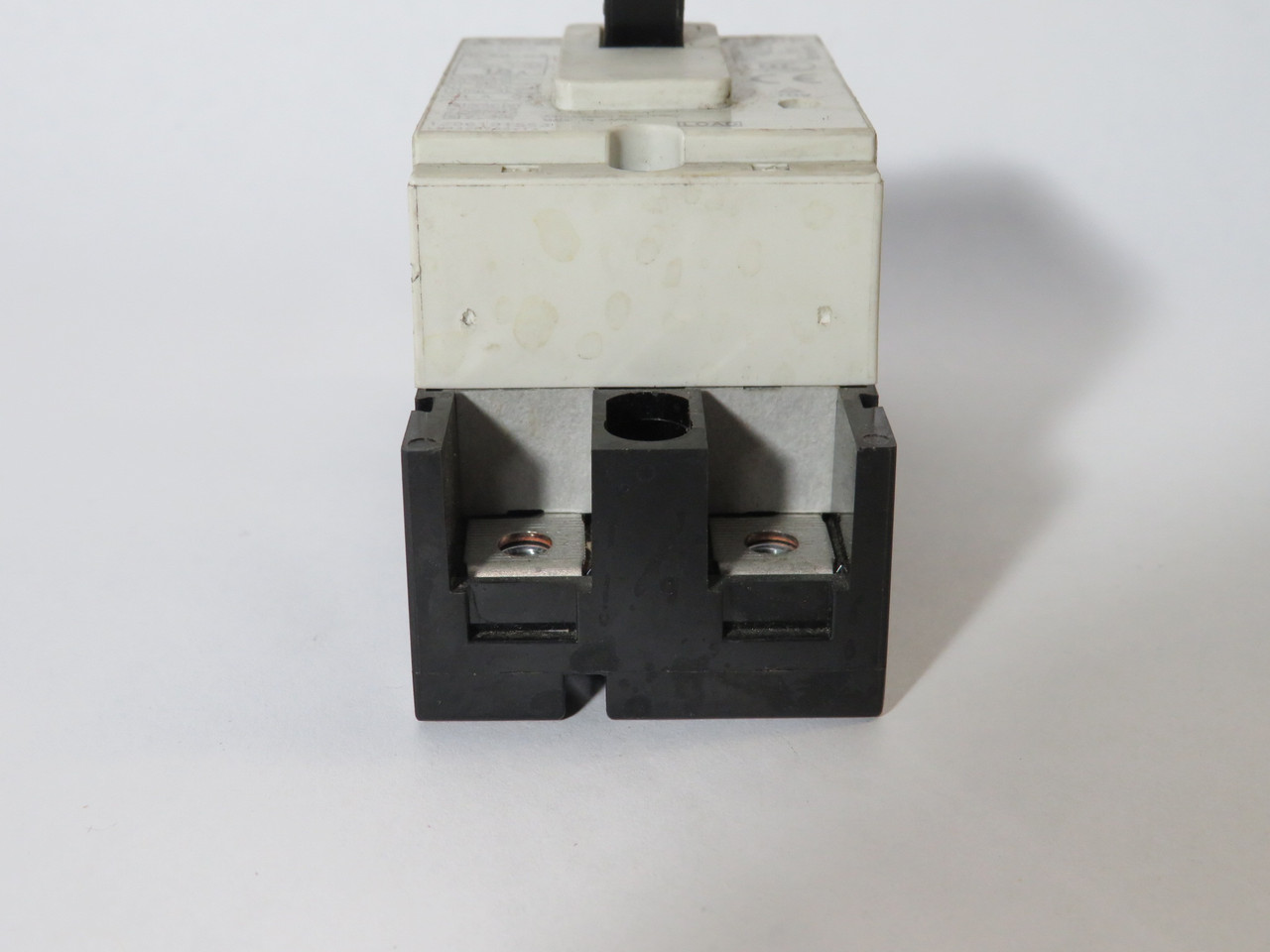 Mitsubishi NF30-CS-2P-15A Circuit Breaker 15A 500V 2-Pole NO SCREWS USED