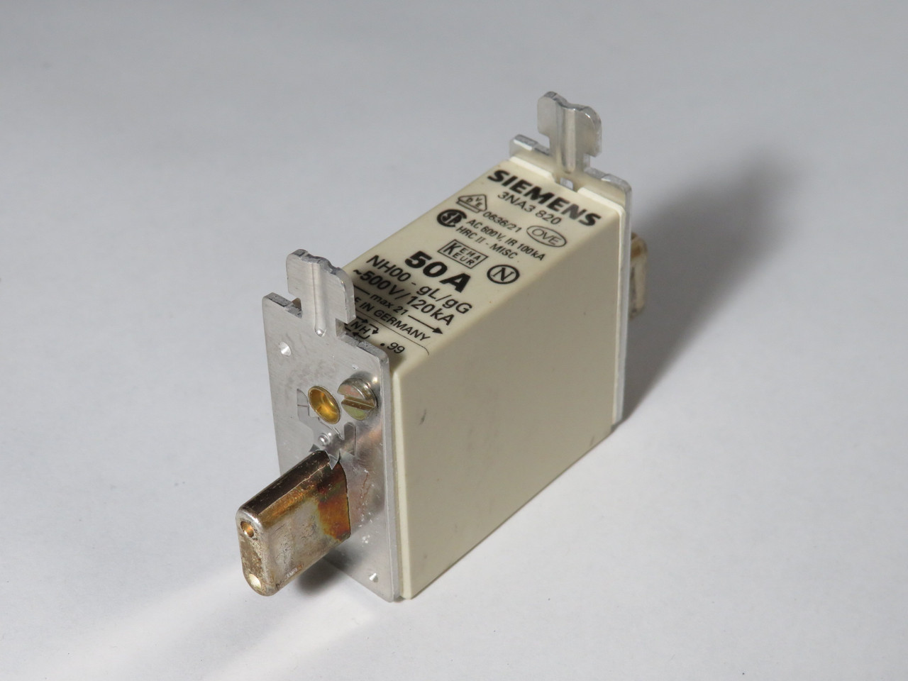 Siemens 3NA3820 LV HRC Fuse 50A 500V USED