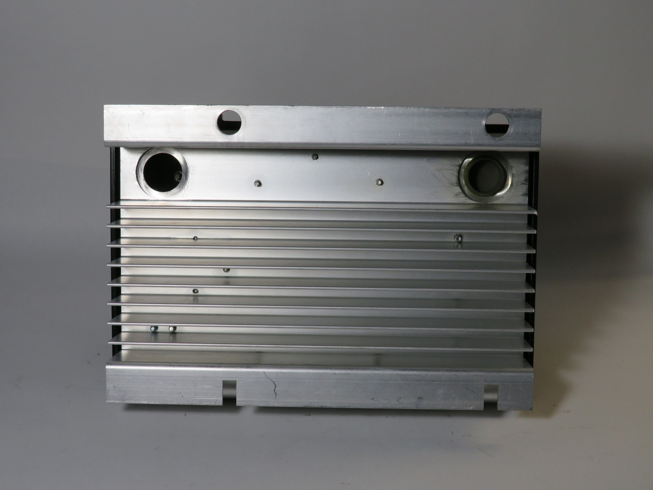 TB Wood's XFC4002-0C Micro Inverter 2HP 7-460V 4.1A 3.3 kVA BOX DAMAGE NEW