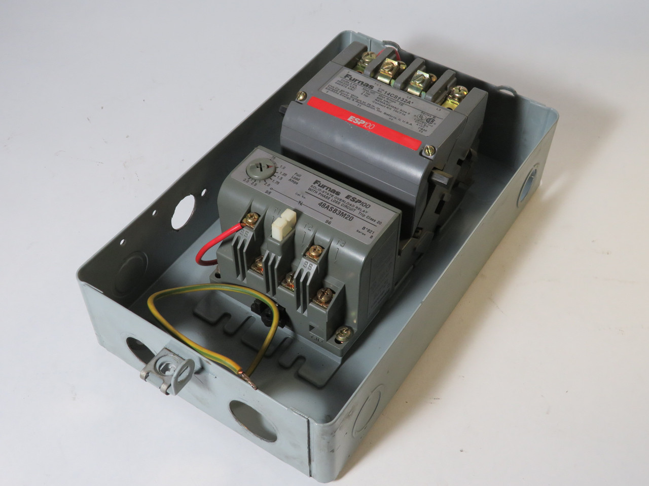 Furnas 14CSB32BA Enclosed Motor Starter 0.75-3A 110-120/220-240V MODIFIED USED