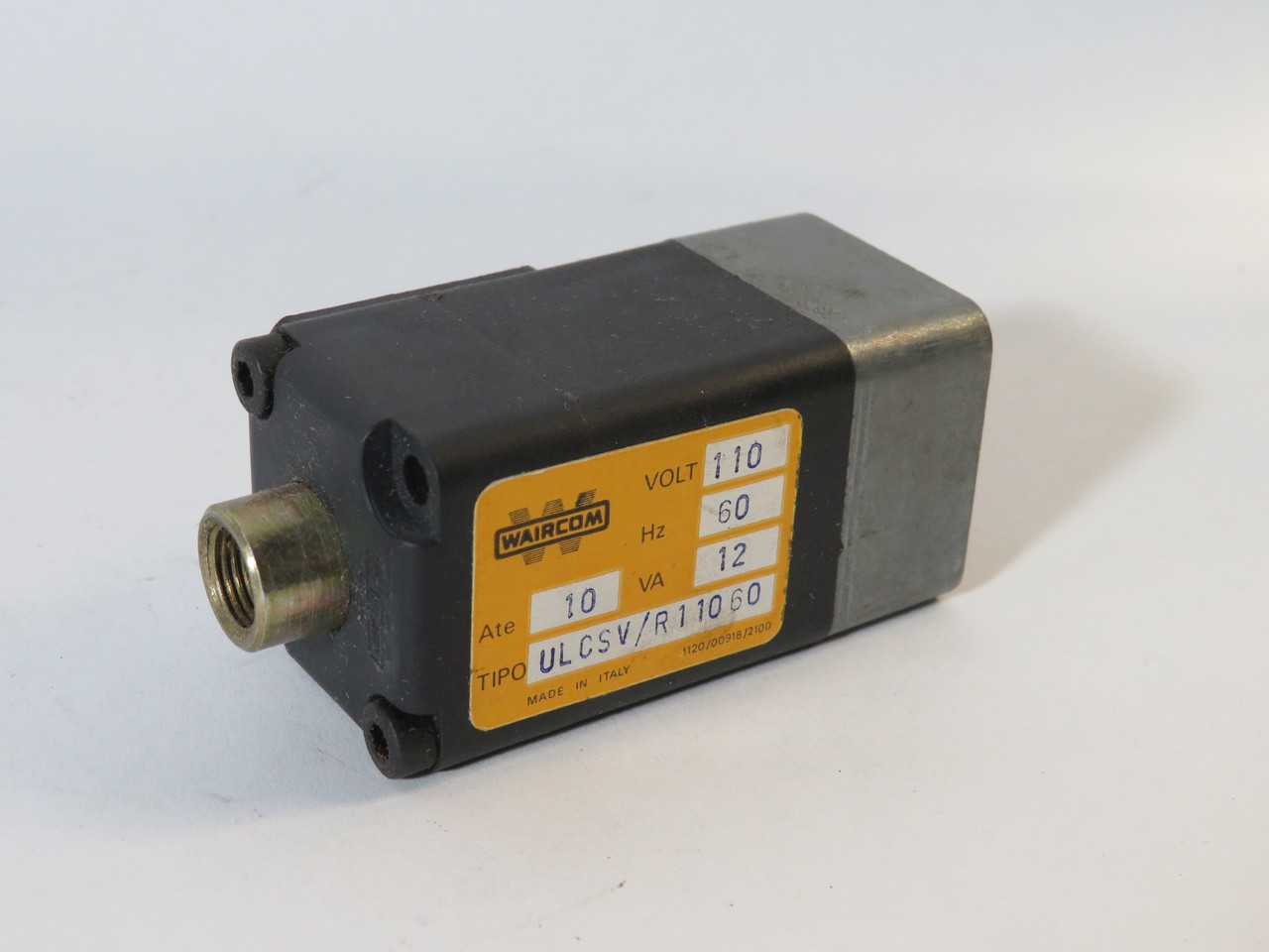 Warcom ULCSV/R11060 Solenoid Valve 3/2 N.C. 110V 60Hz MISSING SCREWS/BOX DMG NEW