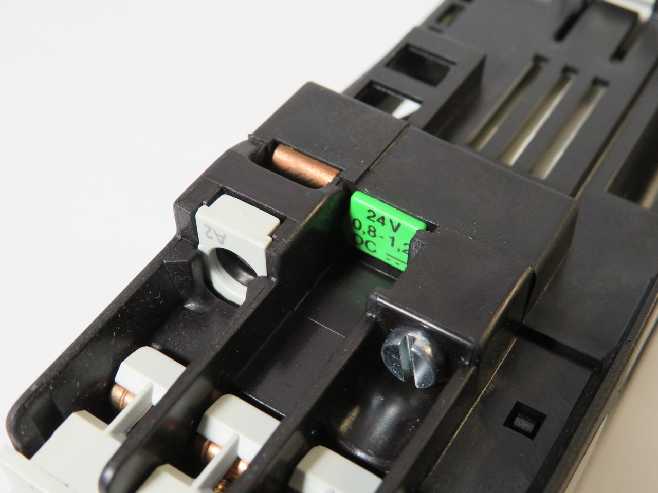 Siemens 3TF3010-0BB4 Contactor 9A 24VDC 3P 1NO NEW