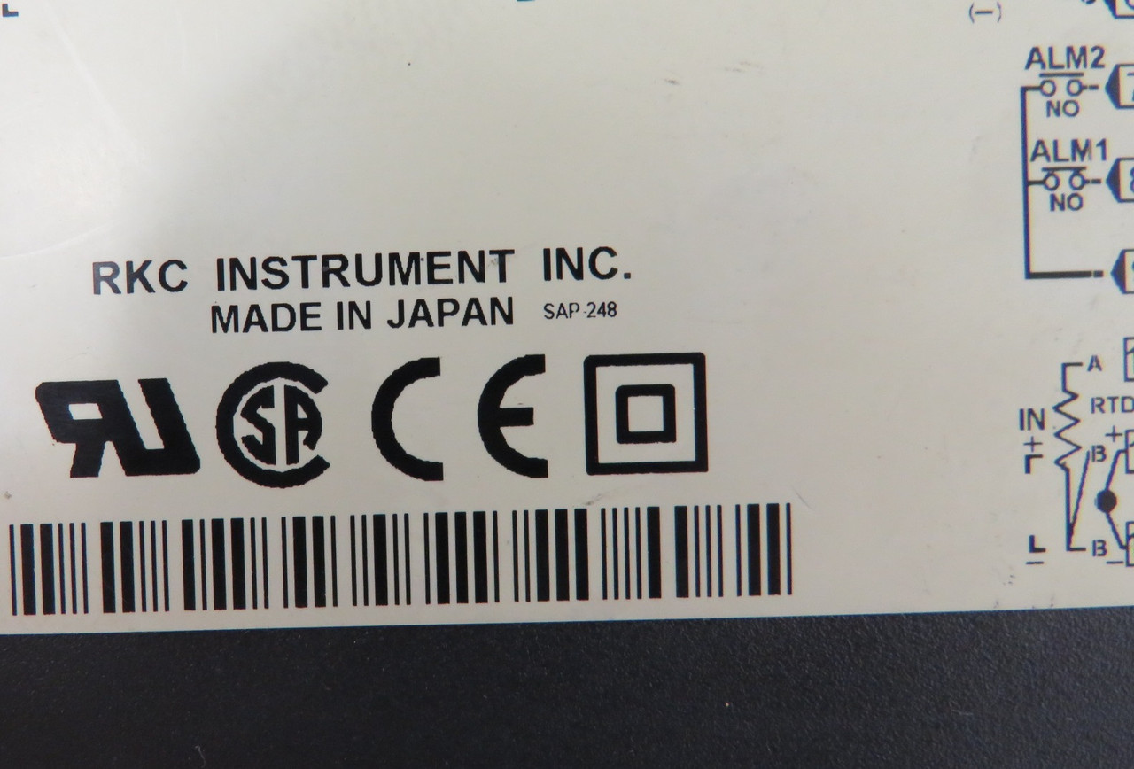 RKC CB400 Temperature Controller 1/8DIN 100-240VAC 50/60Hz 0-400C USED