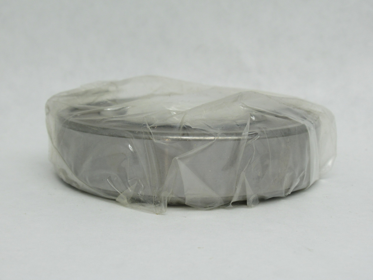 NSK 6210DDUC3 Deep Groove Ball Bearing 90mm OD 50mm ID 20mm W SHELF WEAR NEW