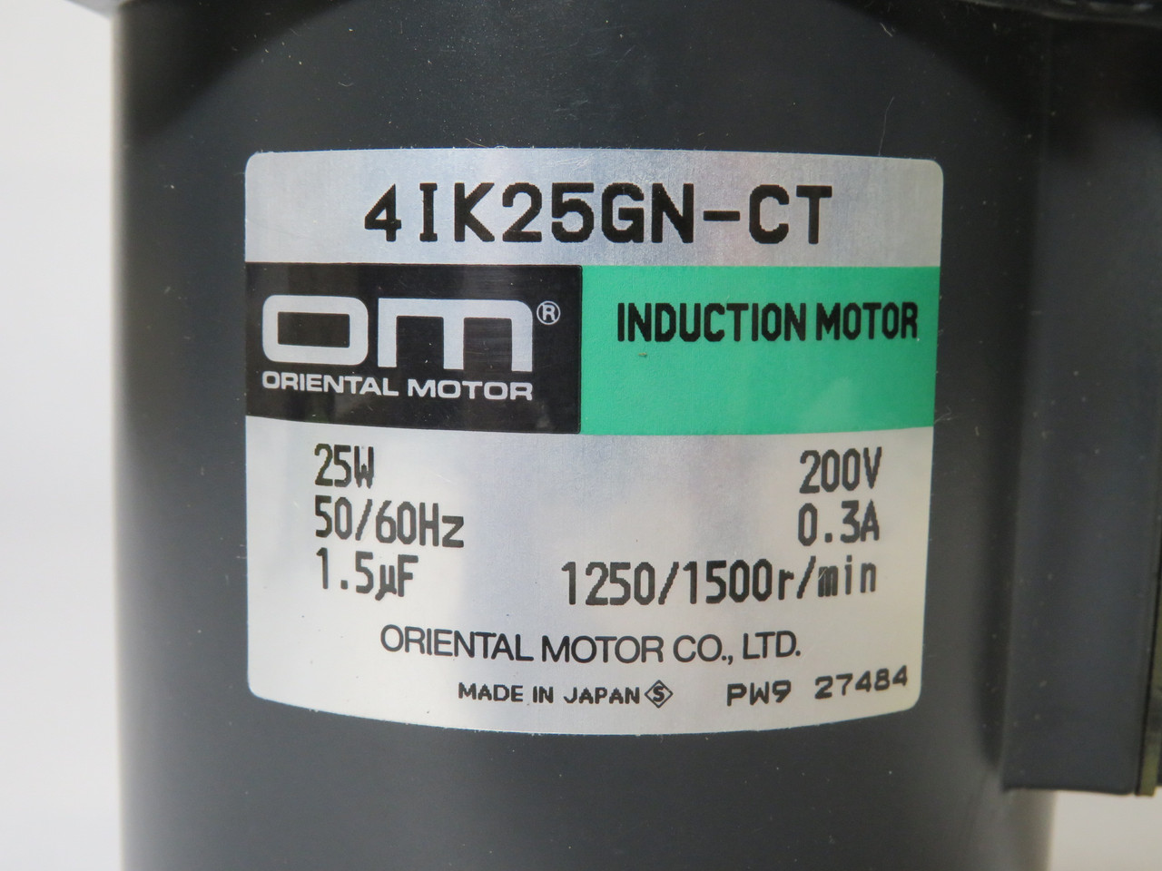 Oriental Motor 4IK25GN-CT Induction Motor 25W 1250/1500RPM 0.3A 50/60Hz NEW