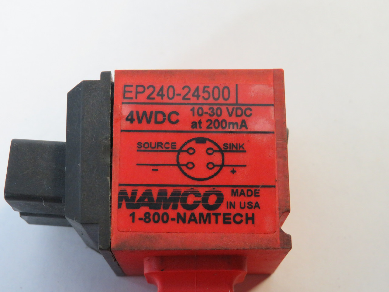 Namco EP240-24500 Photoelectric Sensor 10-30VDC 200 mA NPN/PNP USED