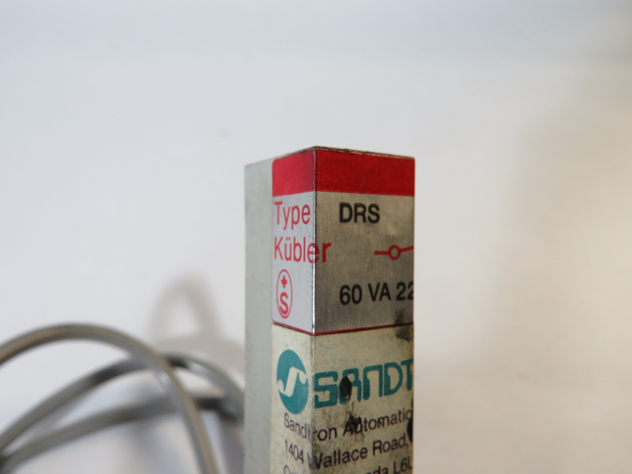 Kubler DRS Magnetic Proximity Switch 220VAC/DC 60VA 1m L USED