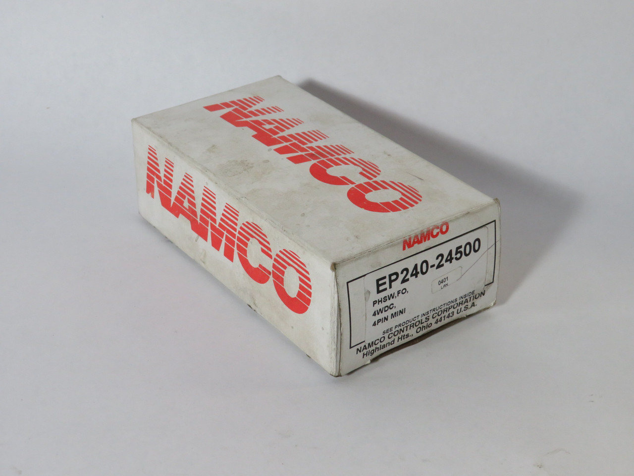 Namco EP240-24500 Photoelectric Sensor 10-30VDC 200 mA NPN/PNP BOX DAMAGE NEW