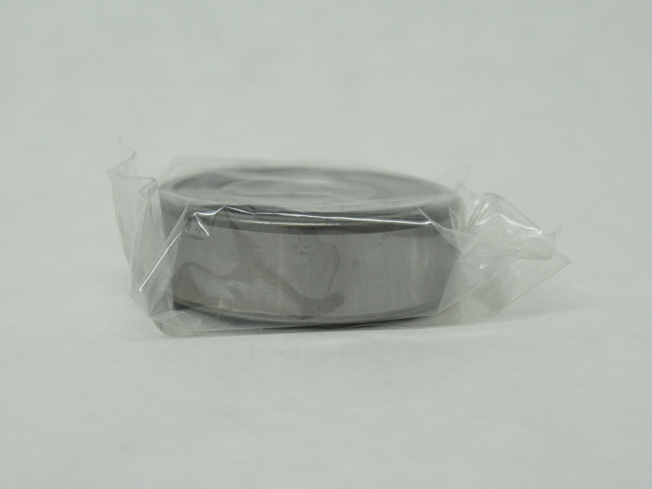 SKF 6202-2RSH Deep Groove Ball Bearing 35mm OD 15mm ID 11mm W NEW