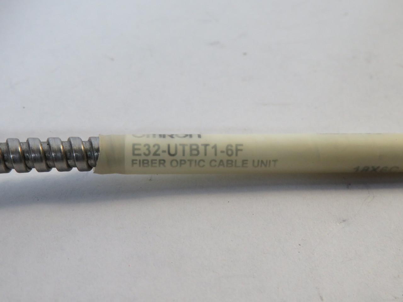 Omron E32-UTBT1-6F Armored Fiber Optic Cable 40cm Distance 0.25mm Min 6' L USED