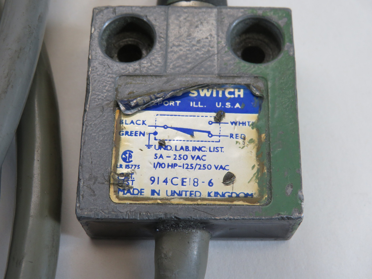 Microswitch 914CE18-6 Limit Switch 5A@250V 6' Cable SHELF WEAR USED