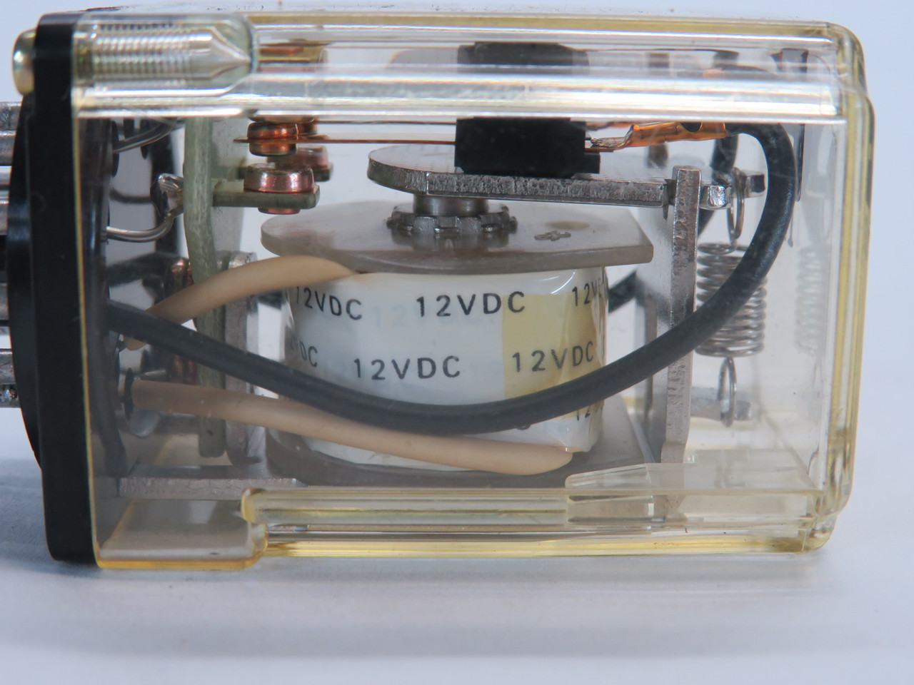 Omron MK2KP-UA-DC12 Plug-In Relay 12VDC 5A 11-Pin USED