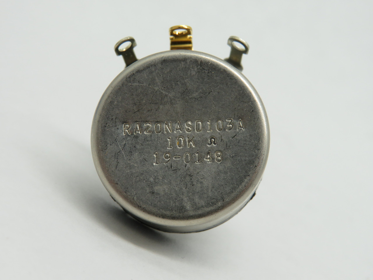 Clarostat RA20NASD103A Potentiometer 10K Ohm BOX WEAR NEW