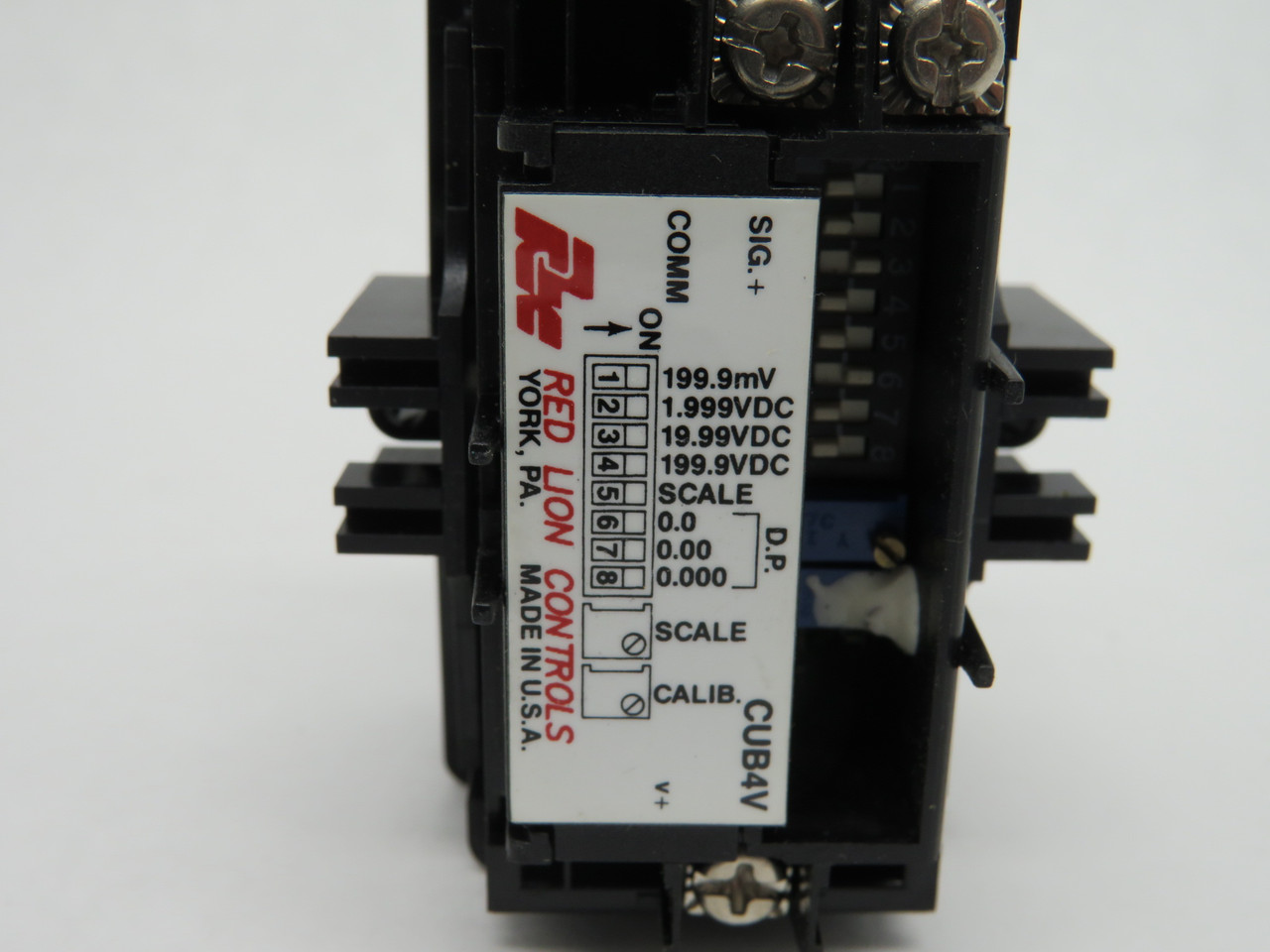 Red Lion CUB4V020 DC Voltmeter Red Backlighting 199.9mV BOX DAMAGE NEW