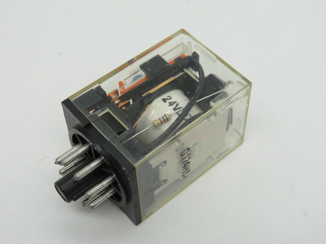 Omron MK2PND-S-DC24 Plug-In Relay 24VDC 10A 8-Pin USED