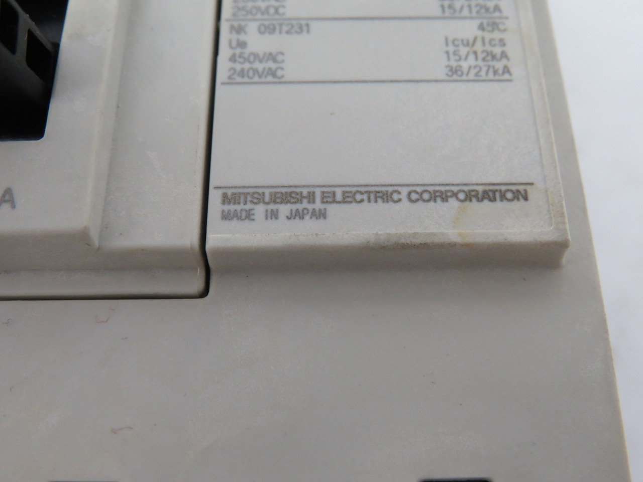 Mitsubishi NF250-CV3P200A Circuit Breaker 200A 600V 3 Pole USED
