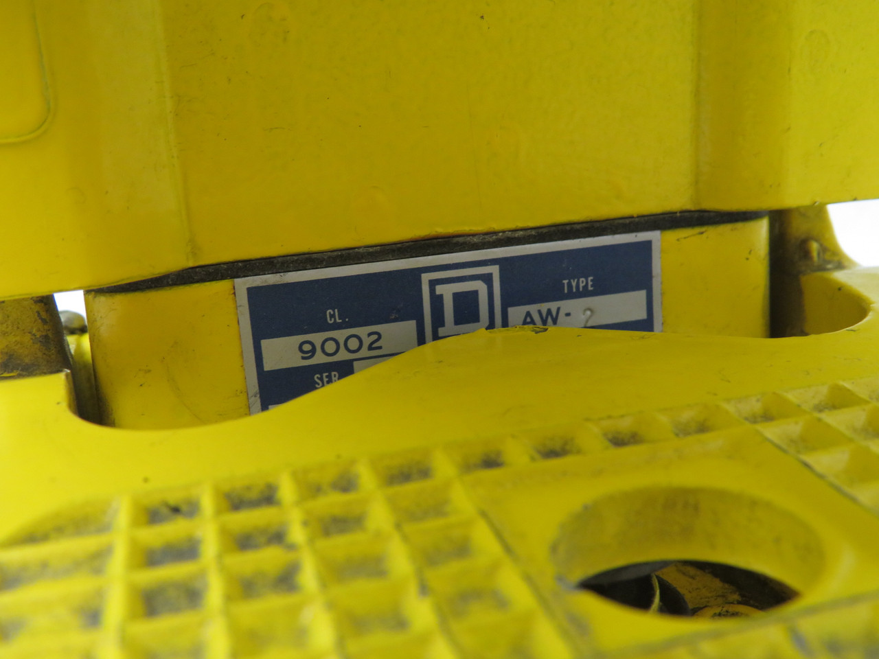 Square D 9002-AW2 Series B Foot Switch w/Pedal 600VAC 600VDC COS DMG USED