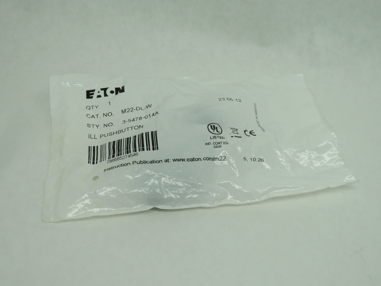 Eaton M22-DL-W Flush Momentary Push Button 22.5mm White Cap NWB