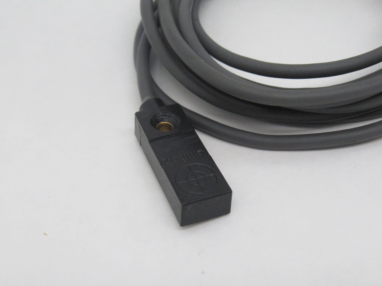 Omron TL-W3MB1 2M Proximity Sensor 12-24VDC 100mA 3mm PNP 2m Wire Length USED