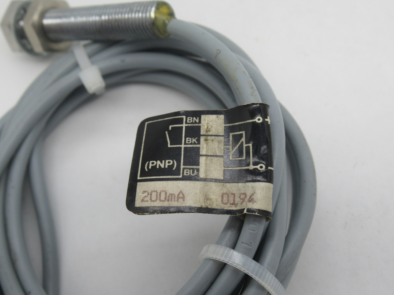 Namco ET111-10110 Proximity Switch 10-30VDC 200mA 1mm Shielded PNP 6' L USED