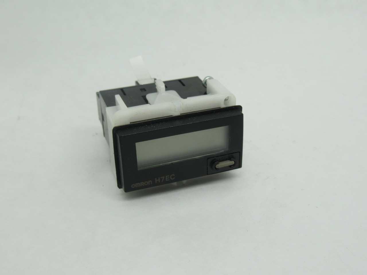 Omron H7EC-NV-B  8-Digit Total Counter 4.5-30VDC BOX DAMAGE NEW