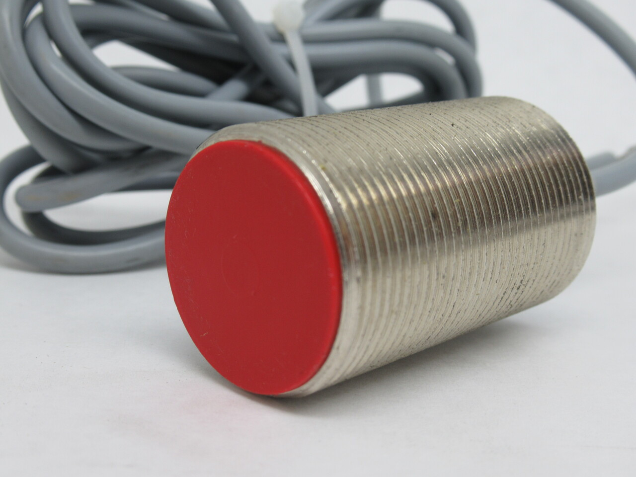 Pulsotronic 9914-0300 Proximity Sensor 24VDC 5-10mm Distance SHELF WEAR NEW