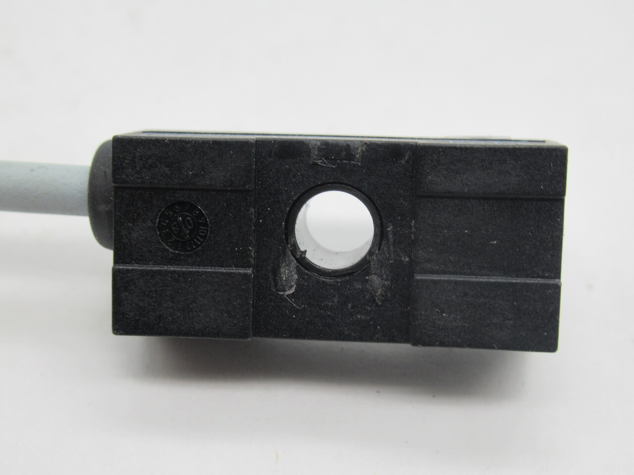 Festo 151669 SME-1-LED-24-B Proximity Sensor 12-27VAC/DC 1A 27W NO CLAMP USED