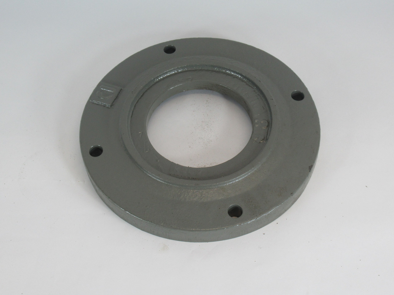 Worthington 205020001819 Pump Bearing Cover Frame 5 8x6-13 4-Bolt SHELF WEAR NOP