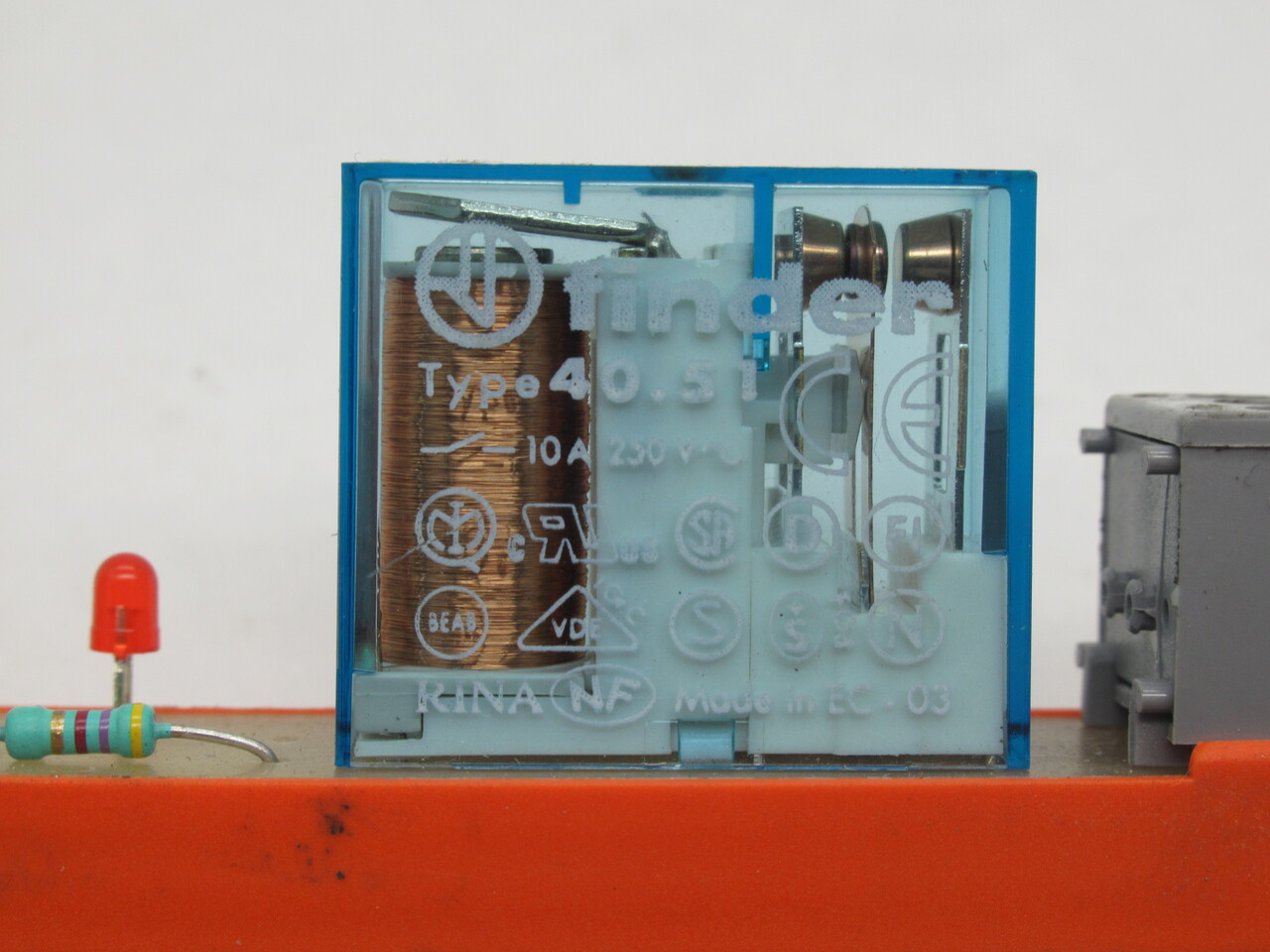 ABB 002004220 Rail-Mount Relay RM121A 24VAC/DC 10A USED