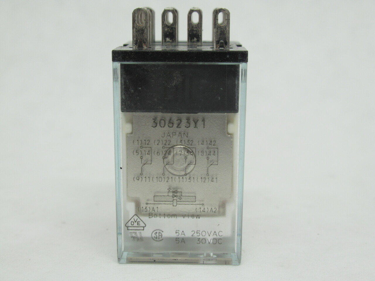 Omron MY4N-AC200/220(S) Plug-In Relay 200/200VAC 5A 14-Blade USED