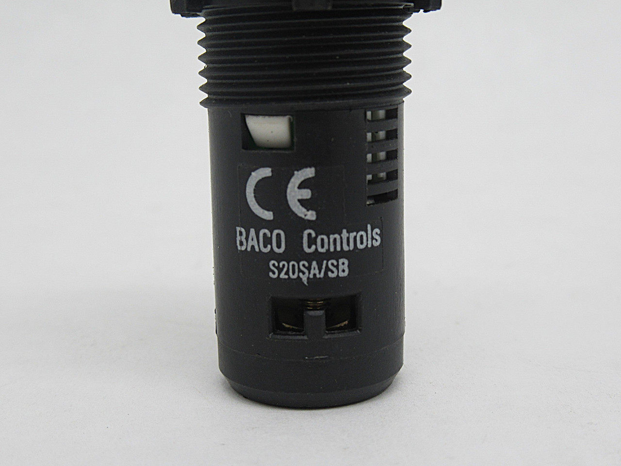 Baco S20SA20 One-Piece Pilot Light 120V 2.6W Green Lens No Lamp Included NOP