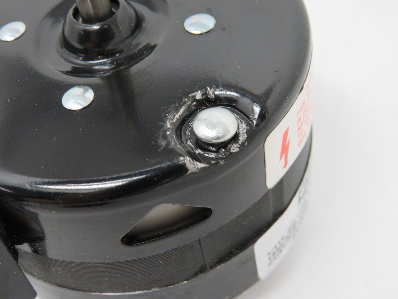 Rotom R326 Refrigeration Evaporator Coil Motor 1/110HP 1550rpm 115V COS DMG USED