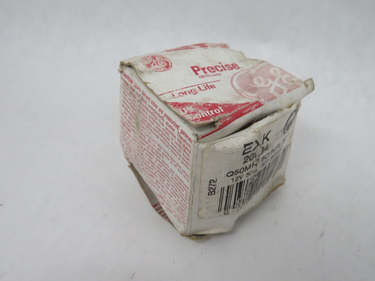 General Electric Q50MR16C/NFL30 MR16 Lamp 30DEG Beam 12V 50W BOX DAMAGE NEW