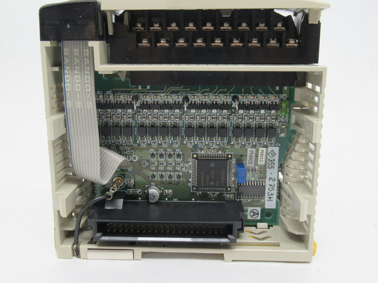 Omron CQM1-OD212 Output Module 5-24VDC 0.3A/Point 4.8A 16-Point BOX WEAR NEW