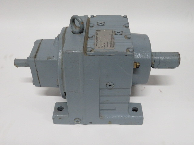 Sew-Eurodrive R77AD3ZR Inline Gear Reducer 81.80:1 Ratio 7260 in-lb USED