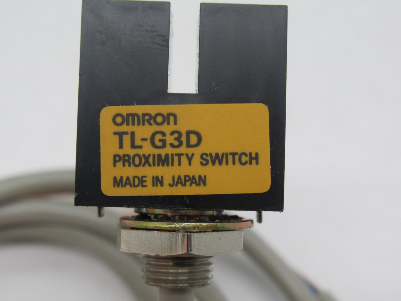 Omron TL-G3D Inductive Proximity Sensor 12VDC 7.5mm Distance 1m L BOX WEAR NEW