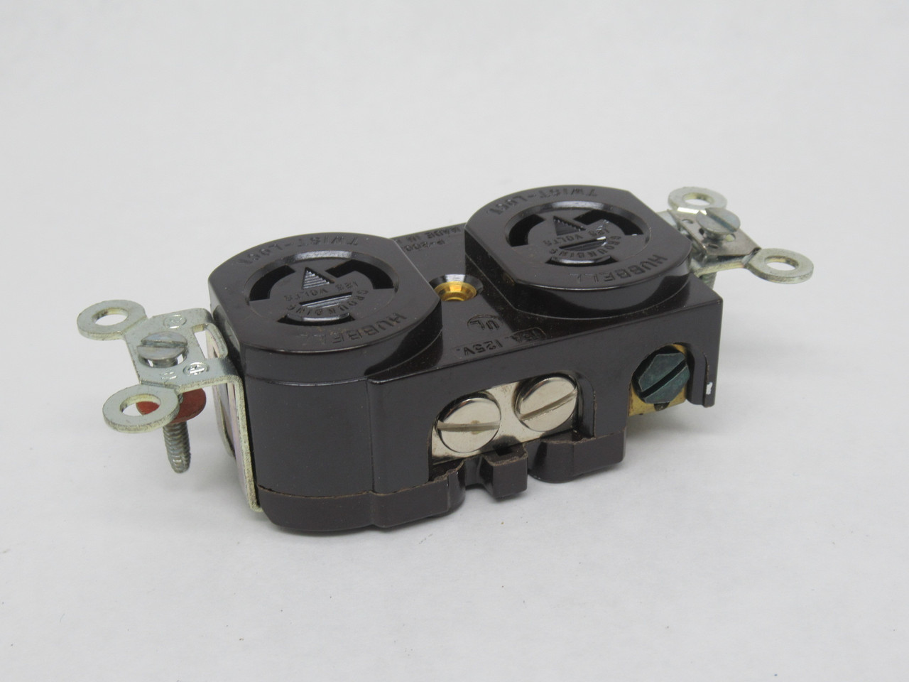 Hubbell 4700 Duplex Twist-Lock Receptacle 15A 125V 3W 2P NEMA L5-15R NEW
