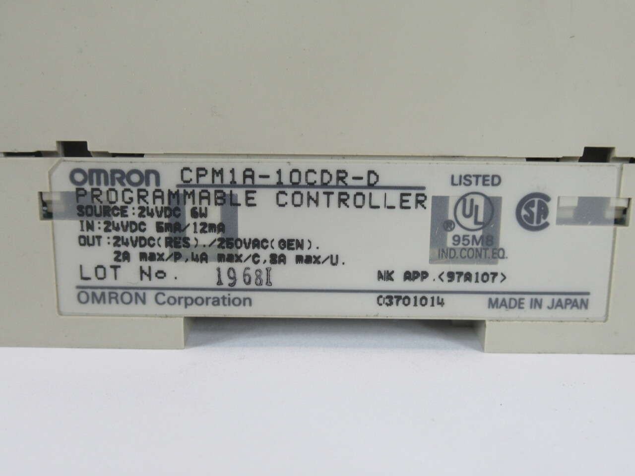 Omron CPM1A-10CDR-D Programmable Controller 24VDC 6W 5mA 12mA 250VAC 2A/Pt USED