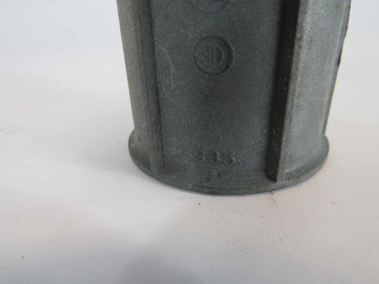 Elliott Electric 935 1-1/2" EMT Set Screw Connector NOP