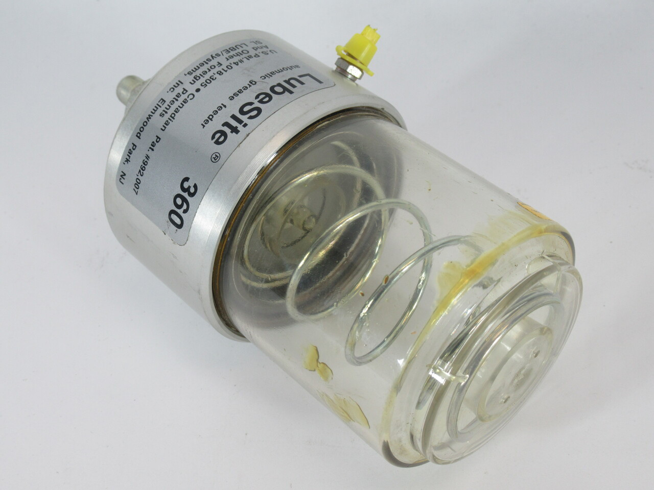 LubeSite 360 Auto Grease Feeder 60oz Reservoir 1/8" NPT C/W Springs USED
