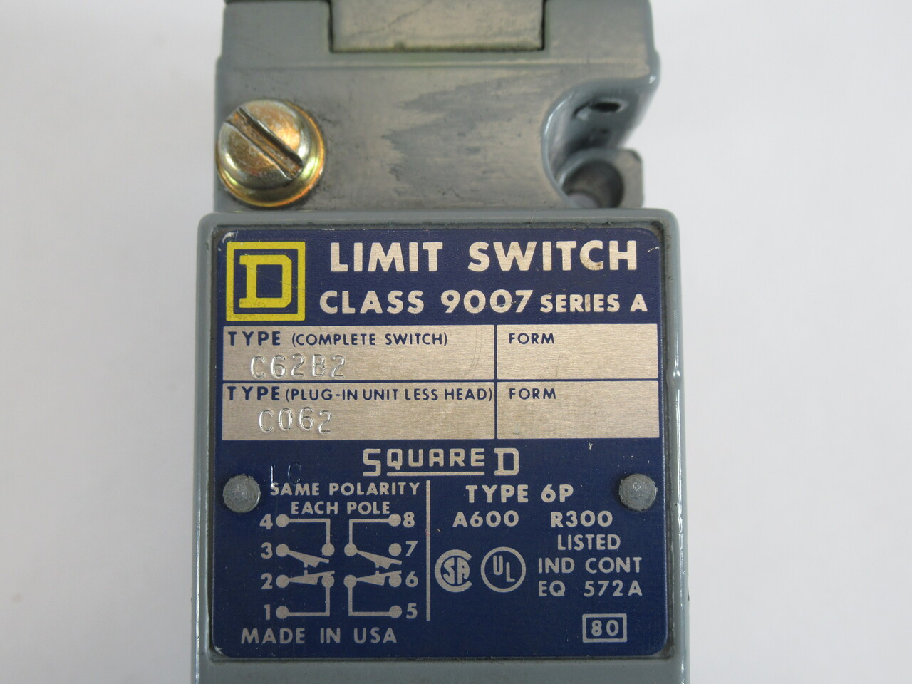 Square D 9007C62B2 Limit Switch C/W Type B Operating Head COSMETIC DAMAGE USED