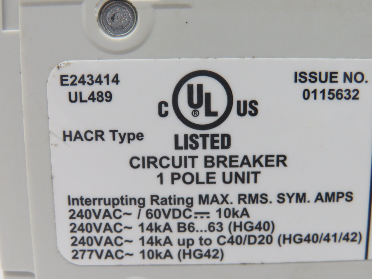 Siemens 5SJ4104-7HG40 Circuit Breaker 4A 240/277VAC 60VDC 1P USED