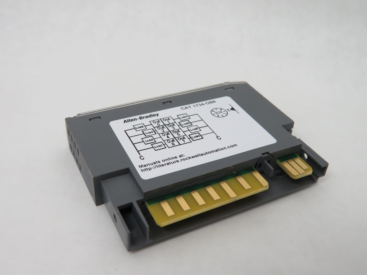 Allen-Bradley 1734-OB8 Series C Point Output Module 24VDC 1A 24VA 3A USED