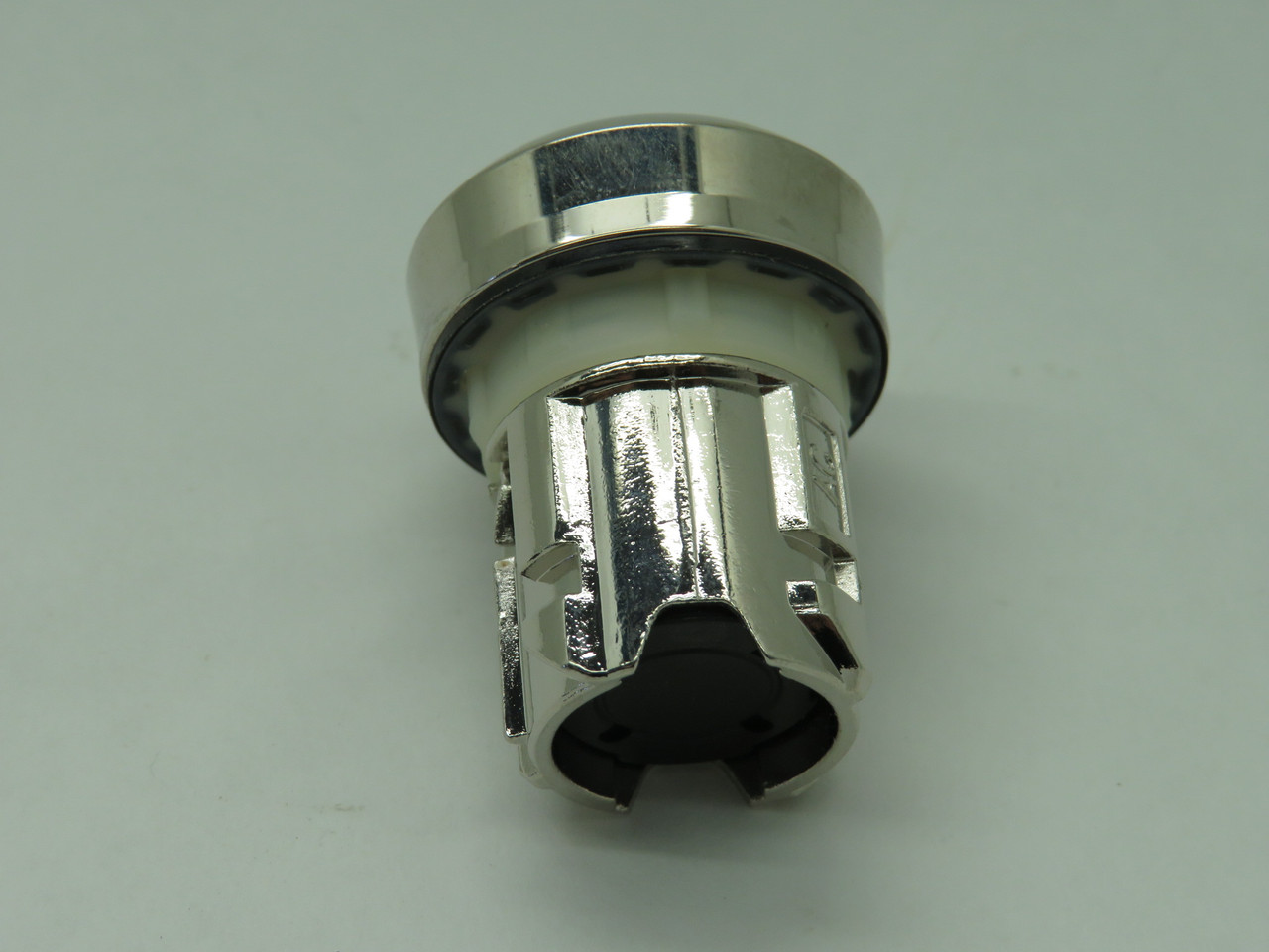 Siemens 3SU1050-0AB50-0AA0 Blue Non-Illuminated Flush Push Button Metal NOP