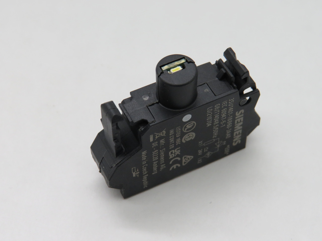 Siemens 3SU1401-1BB60-3AA0 White Push Button LED Module USED