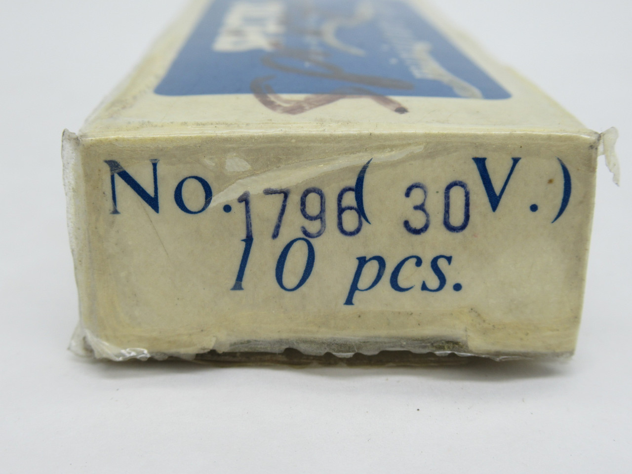 Spectro 1796 Miniature Incandescent Bulb 30V 0.17A Lot of 9 BOX DAMAGE NEW